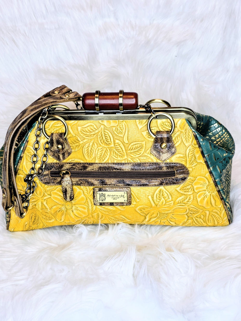 Sharif Vintage Rare "Lifestyle By Sharif Original 1827" Egyptian Legacy Satchel.